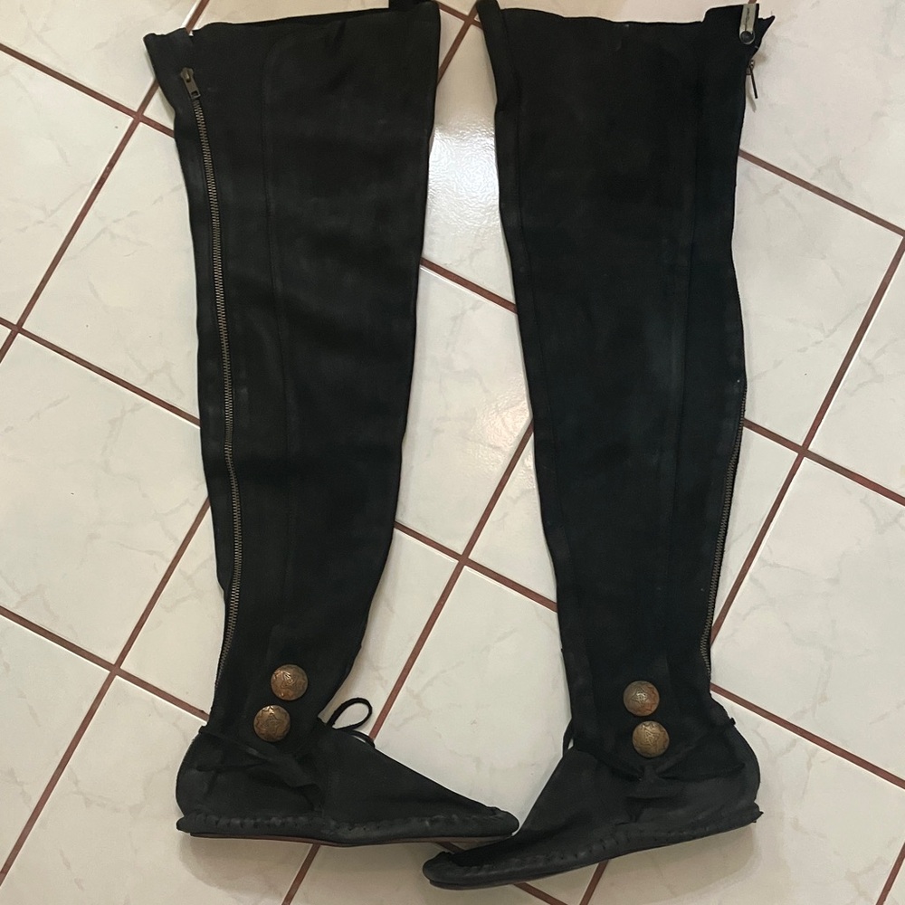 Vintage Black ONE TEASPOON over the knee moccasins Size 39